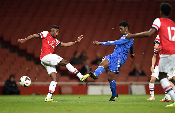 带领球队攀 带领球队攀