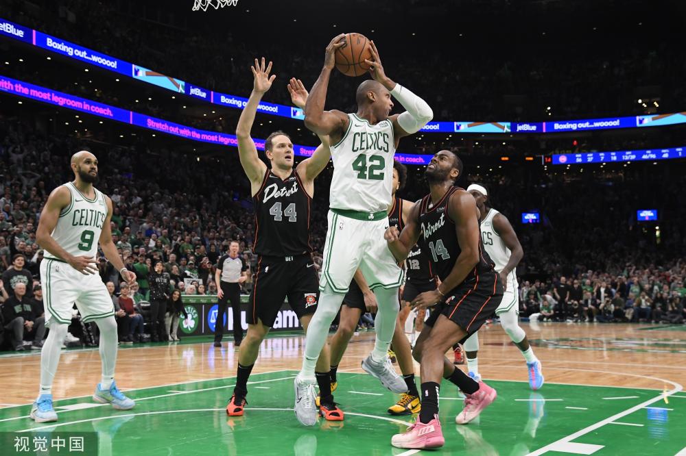 为期两年的 为期两年的