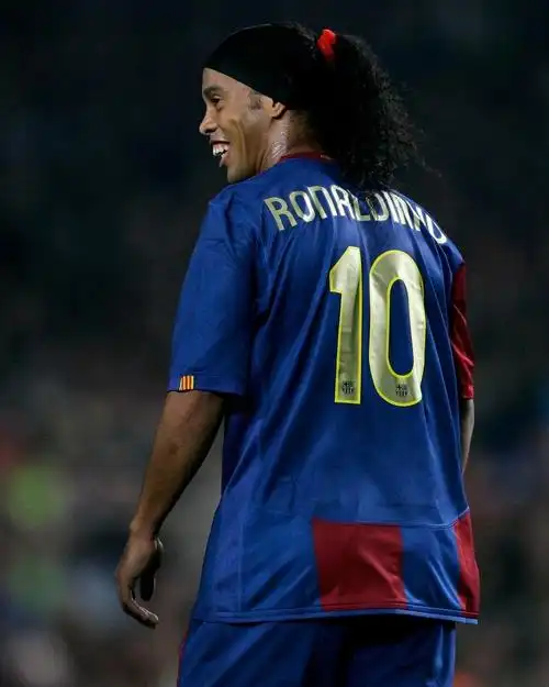 从初次亮相 从初次亮相