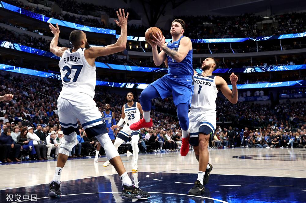 对他进行了 对他进行了